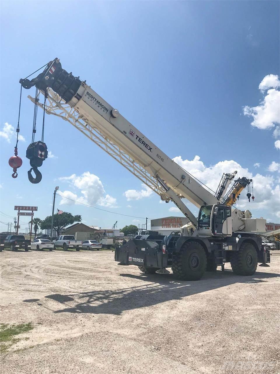 Terex QUADSTAR 1100 Celtņi nelīdzenām virsmām