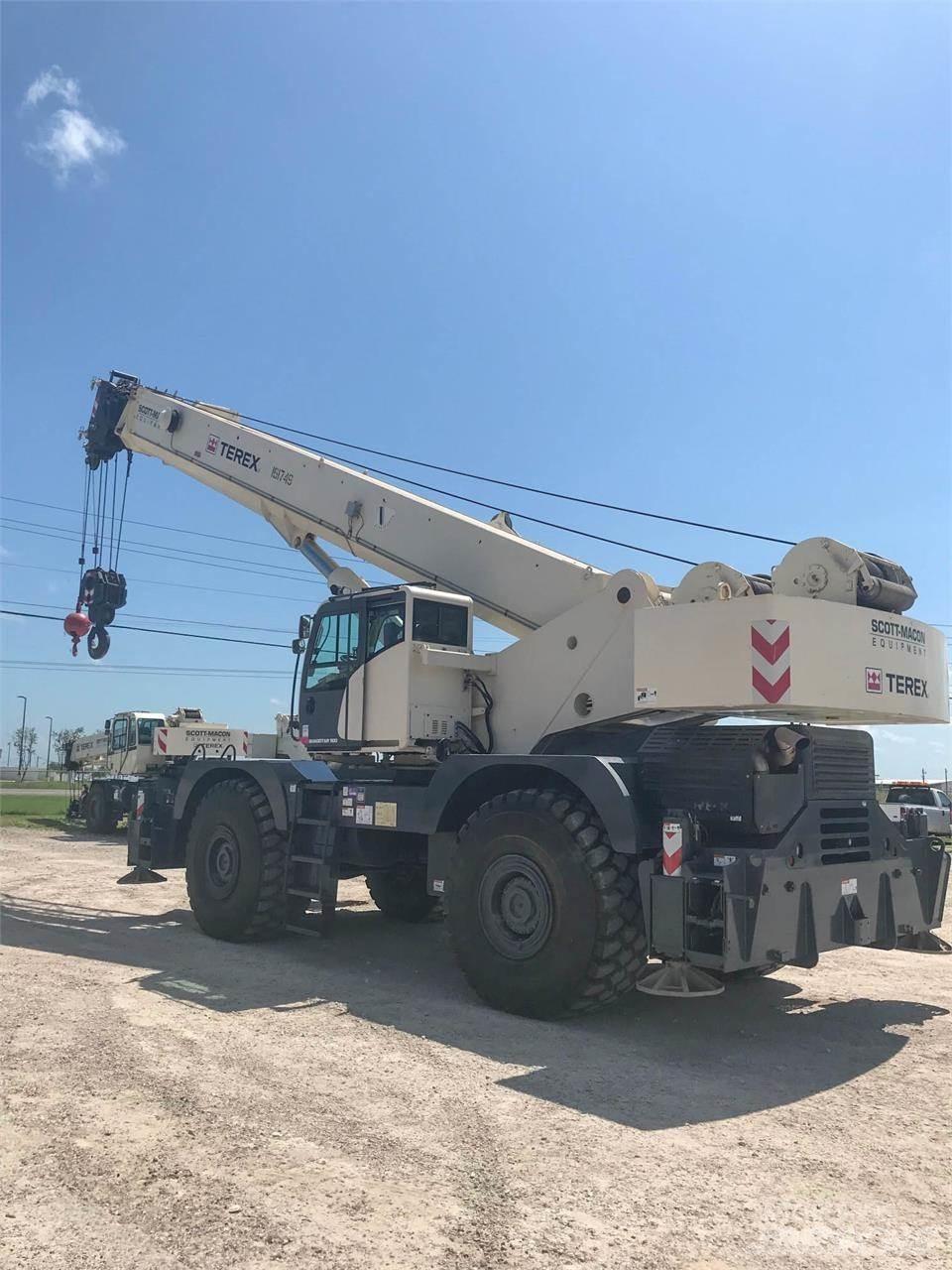 Terex QUADSTAR 1100 Celtņi nelīdzenām virsmām