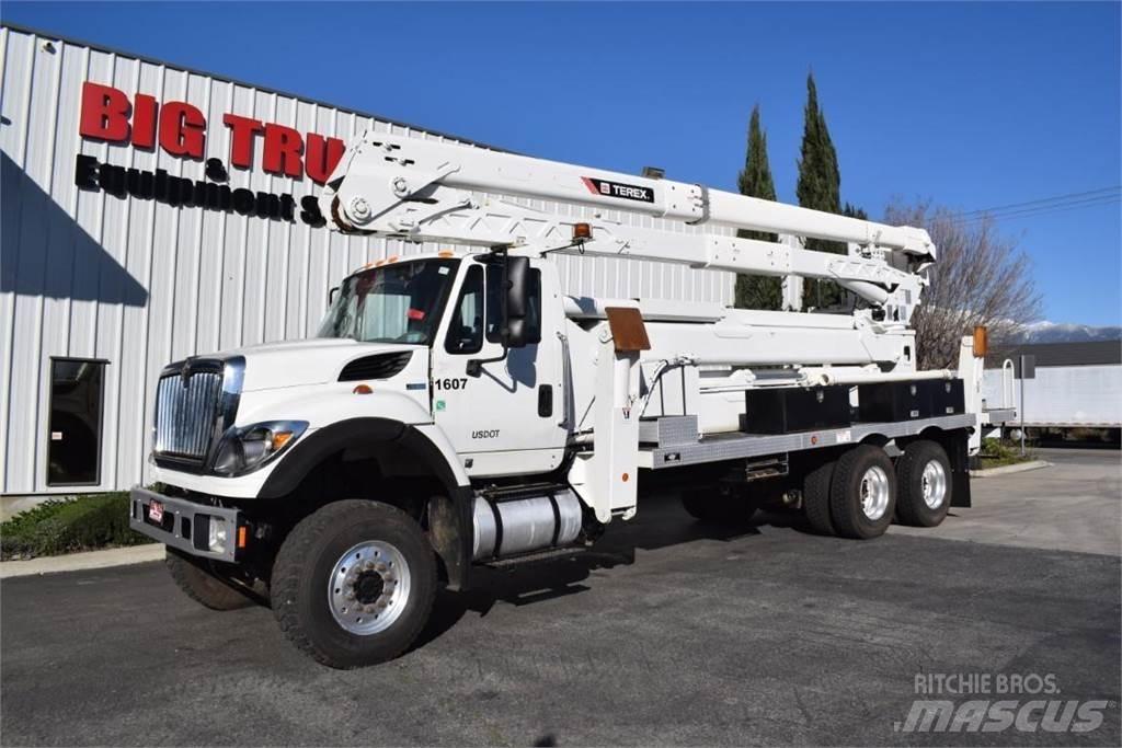 Terex TCX65/100 Pacēlāji uz automašīnas bāzes
