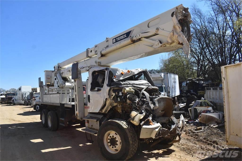 Terex TM100 Pacēlāji uz automašīnas bāzes