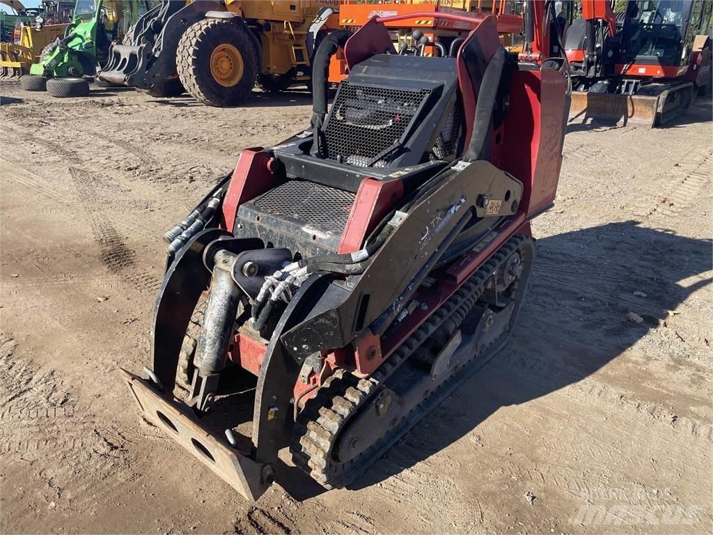 Toro DINGO TX1000N Lietoti riteņu kompaktiekrāvēji