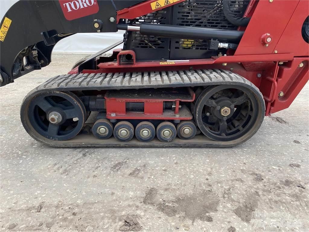 Toro DINGO TX427W Lietoti riteņu kompaktiekrāvēji