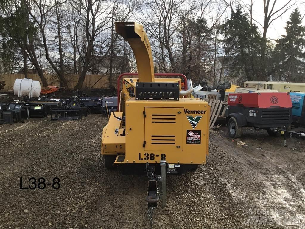 Vermeer BC1000XL Koksnes šķeldotāji