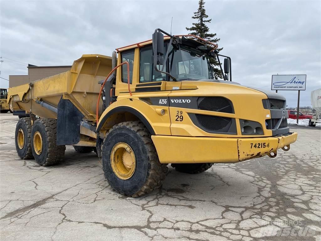 Volvo A25G Artikulētie pašizgāzēji