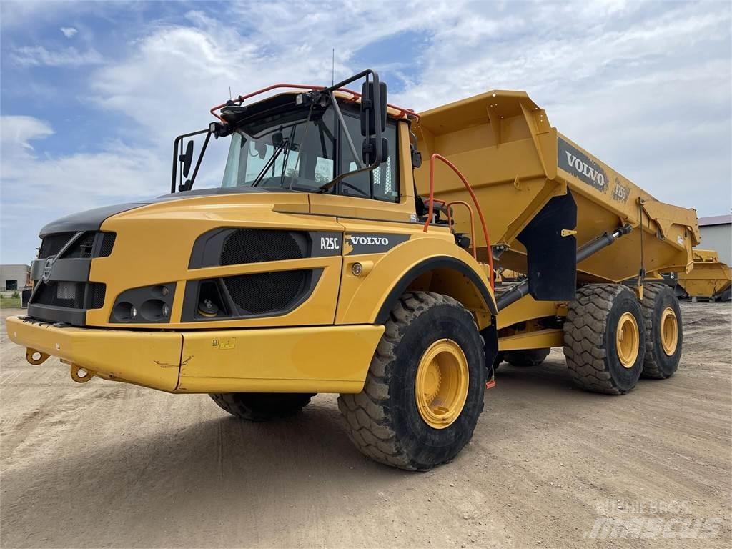 Volvo A25G Artikulētie pašizgāzēji