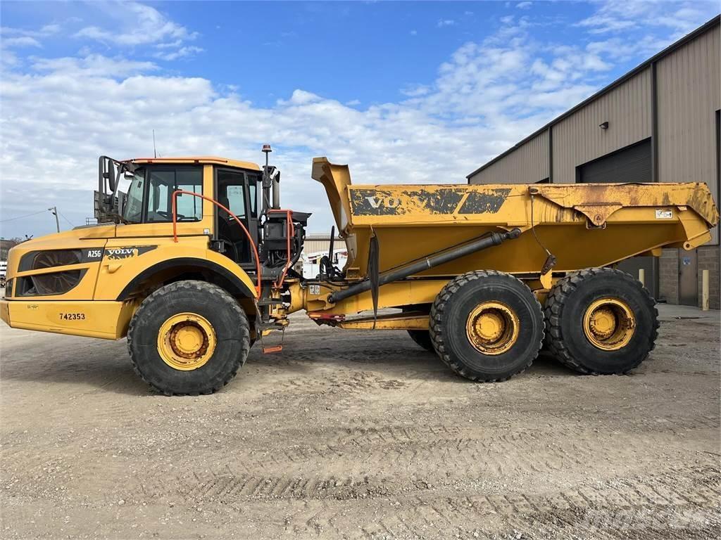 Volvo A25G Artikulētie pašizgāzēji