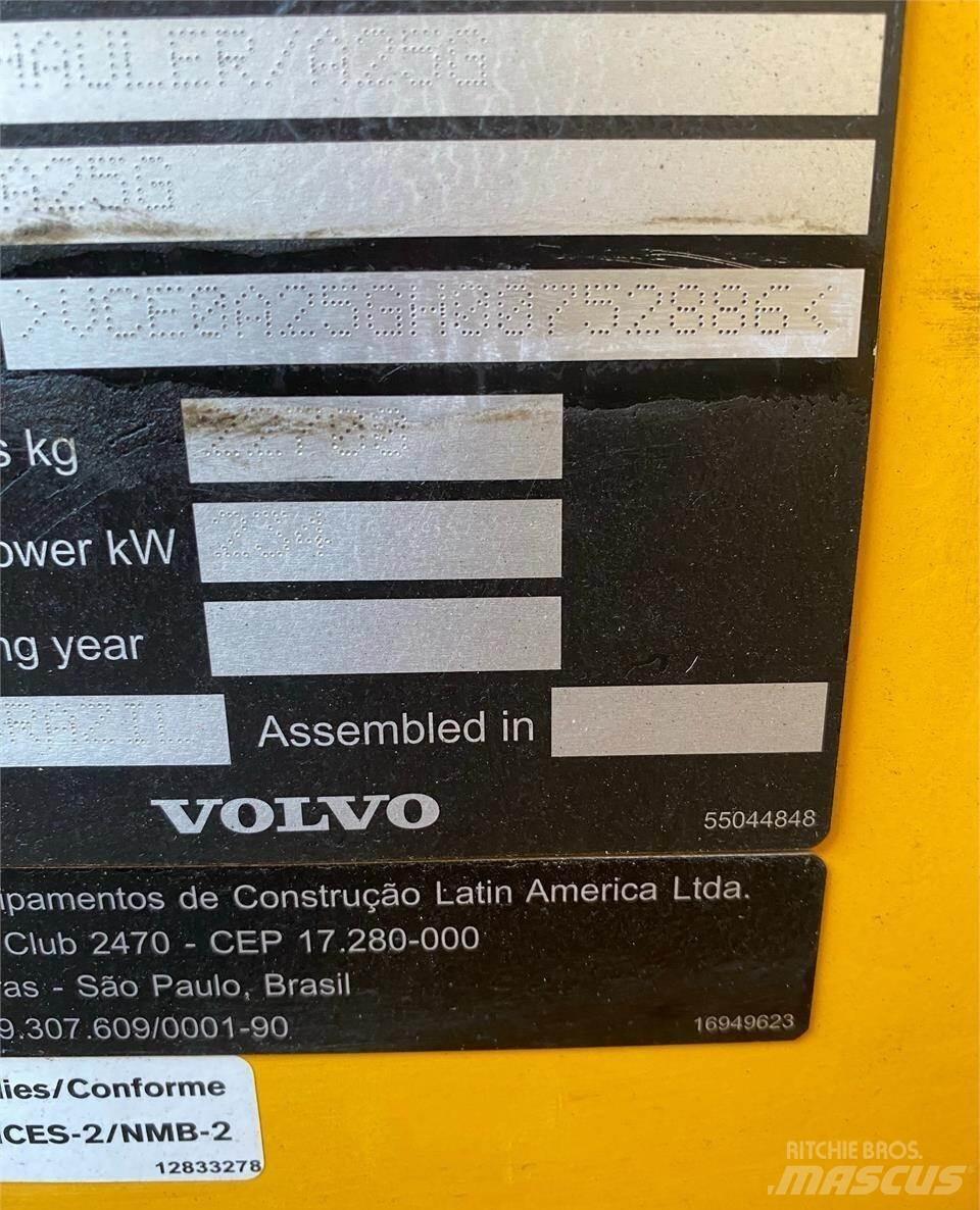 Volvo A25G Artikulētie pašizgāzēji