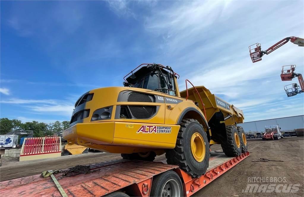 Volvo A25G Artikulētie pašizgāzēji