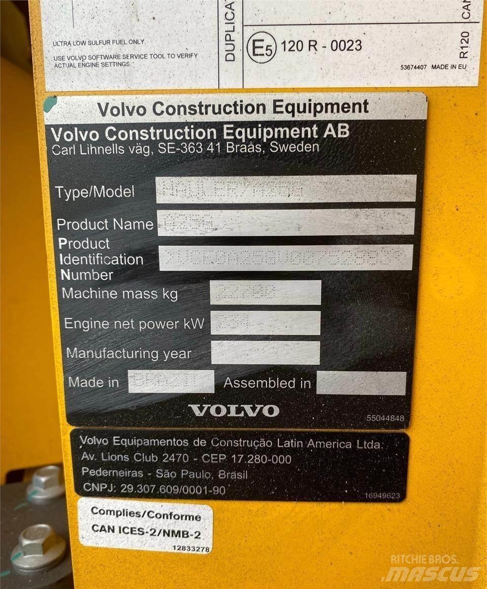 Volvo A25G Artikulētie pašizgāzēji