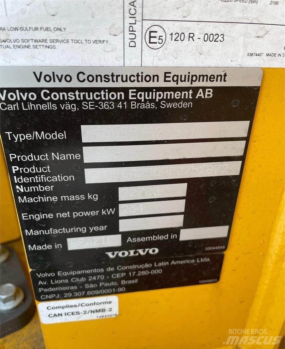 Volvo A25G Artikulētie pašizgāzēji