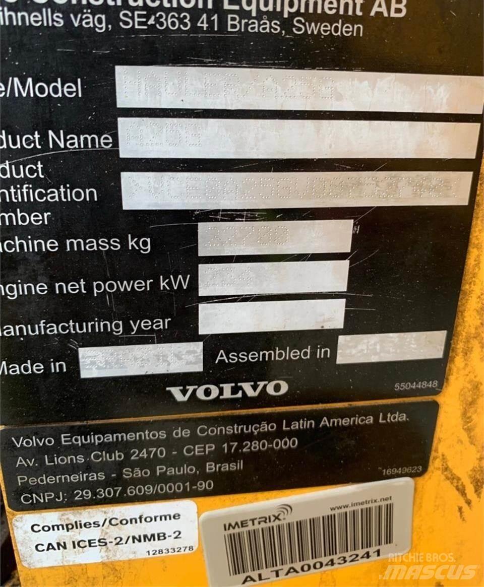 Volvo A25G Artikulētie pašizgāzēji