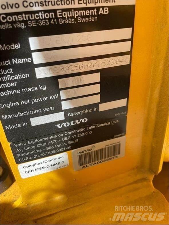 Volvo A25G Artikulētie pašizgāzēji