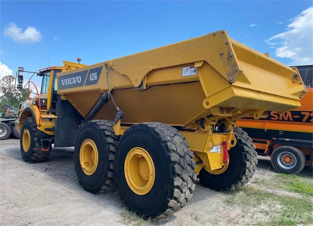 Volvo A25G Artikulētie pašizgāzēji
