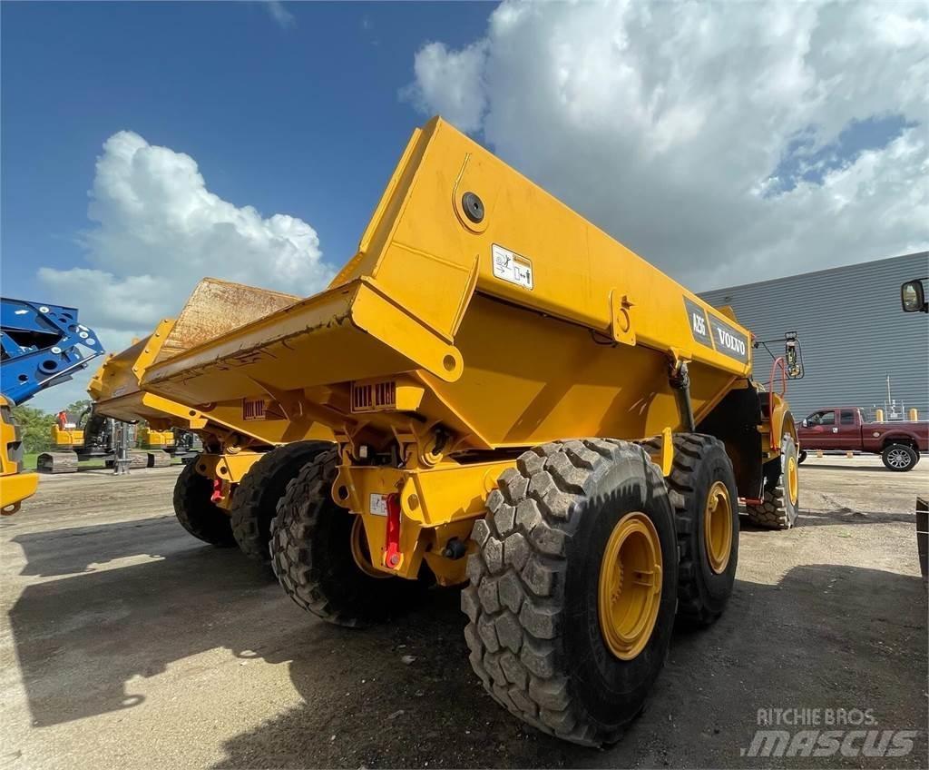 Volvo A25G Artikulētie pašizgāzēji