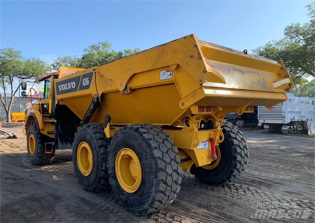 Volvo A25G Artikulētie pašizgāzēji