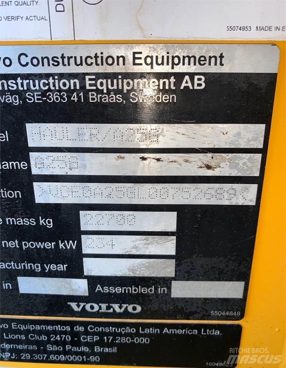 Volvo A25G Artikulētie pašizgāzēji
