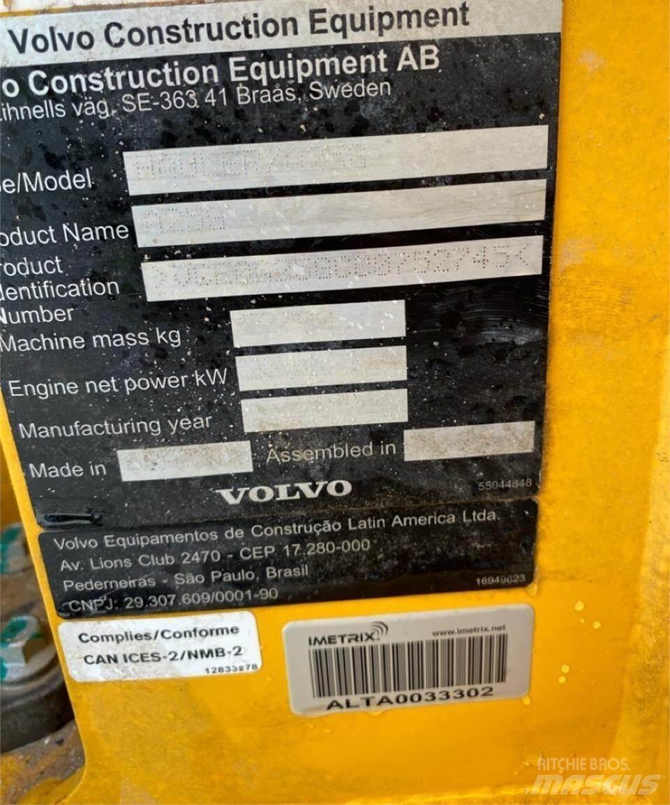 Volvo A25G Artikulētie pašizgāzēji