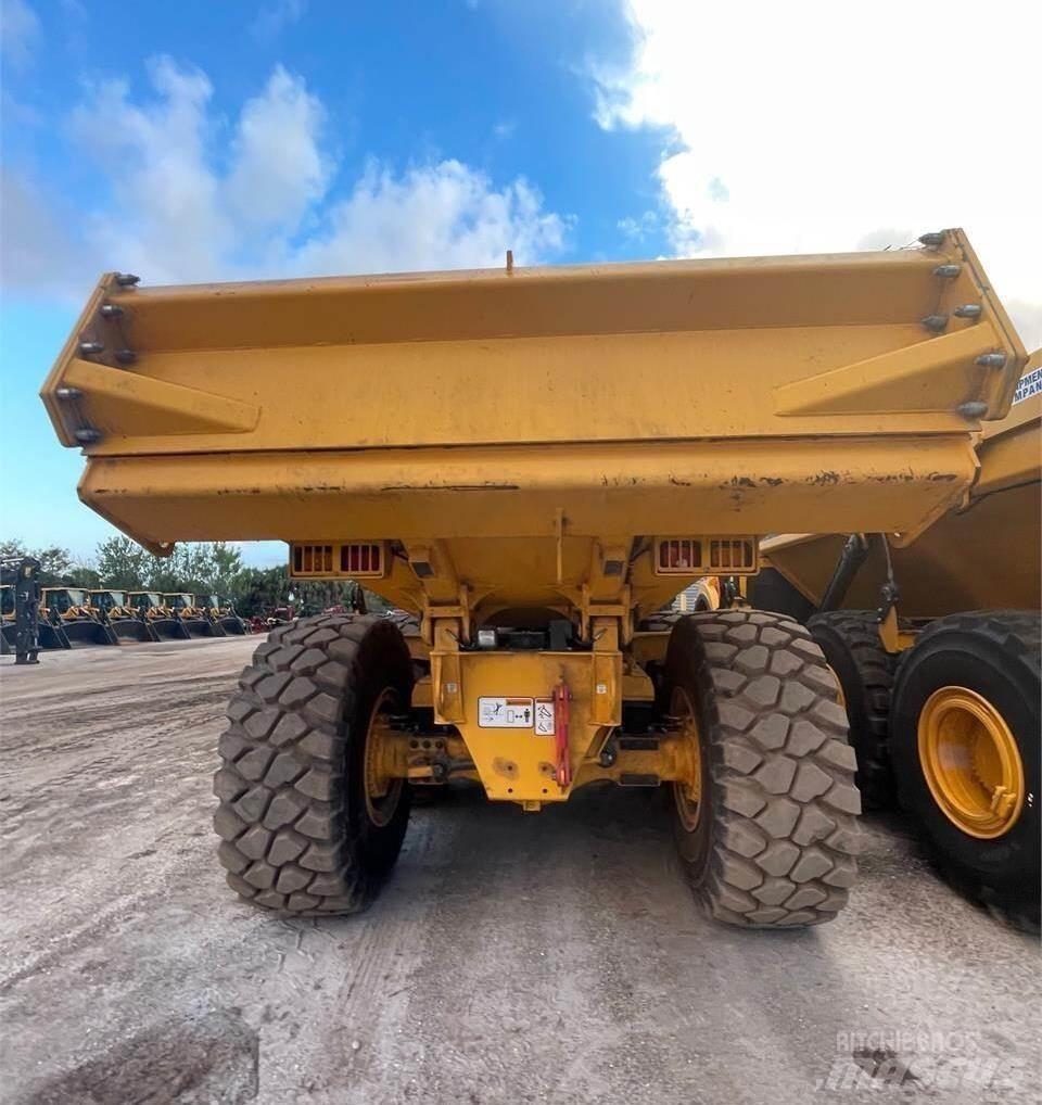 Volvo A25G Artikulētie pašizgāzēji