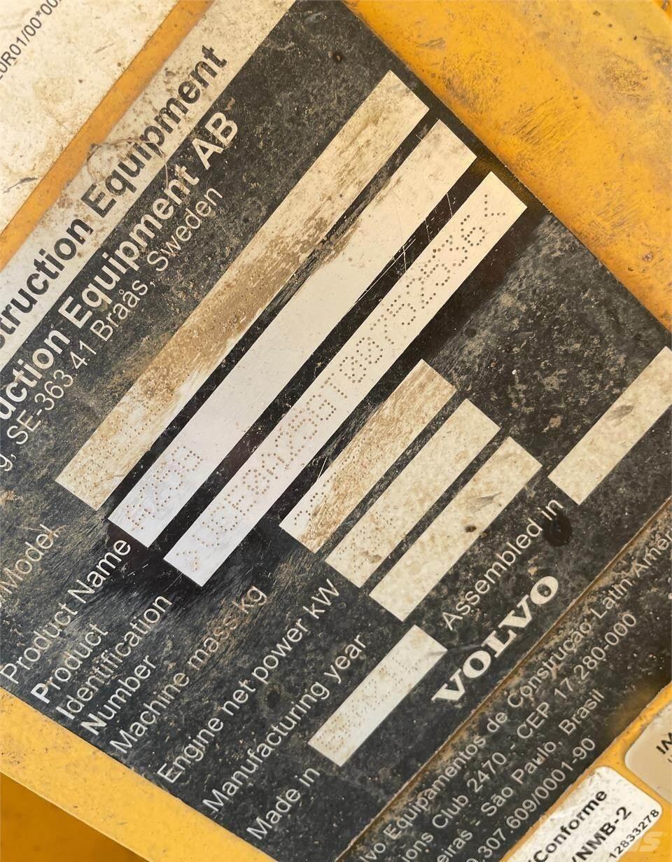 Volvo A25G Artikulētie pašizgāzēji