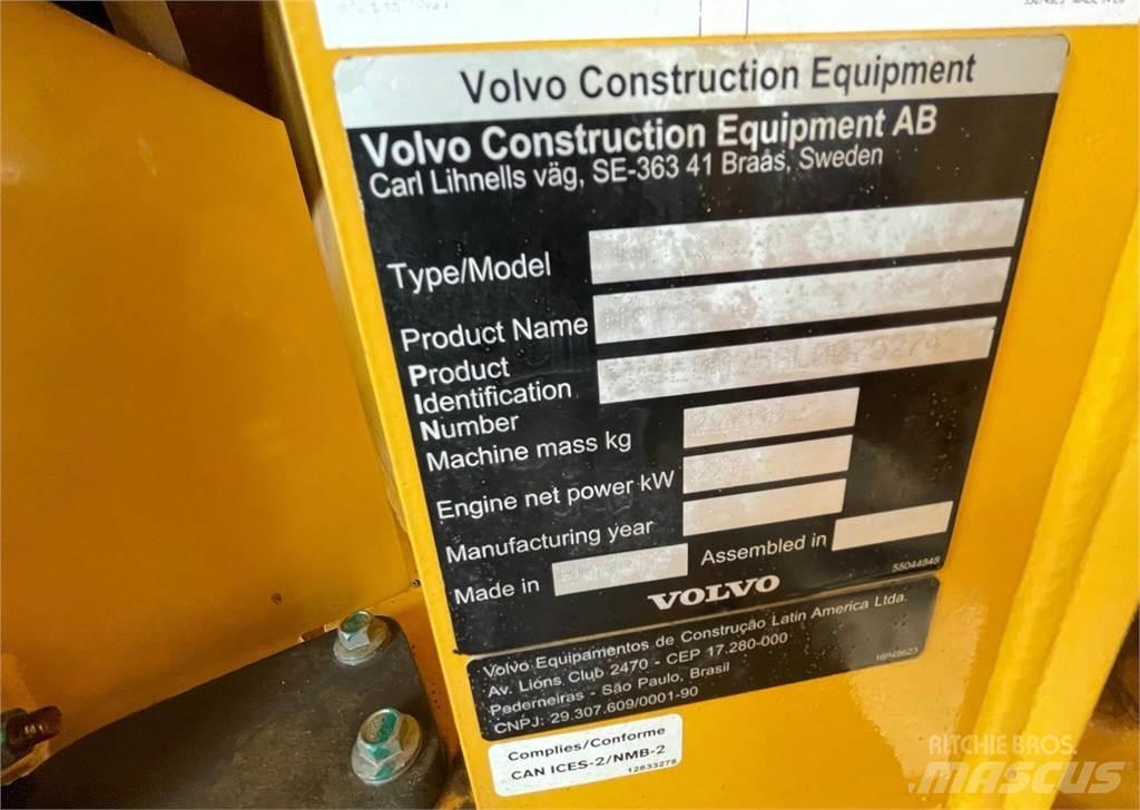 Volvo A25G Artikulētie pašizgāzēji