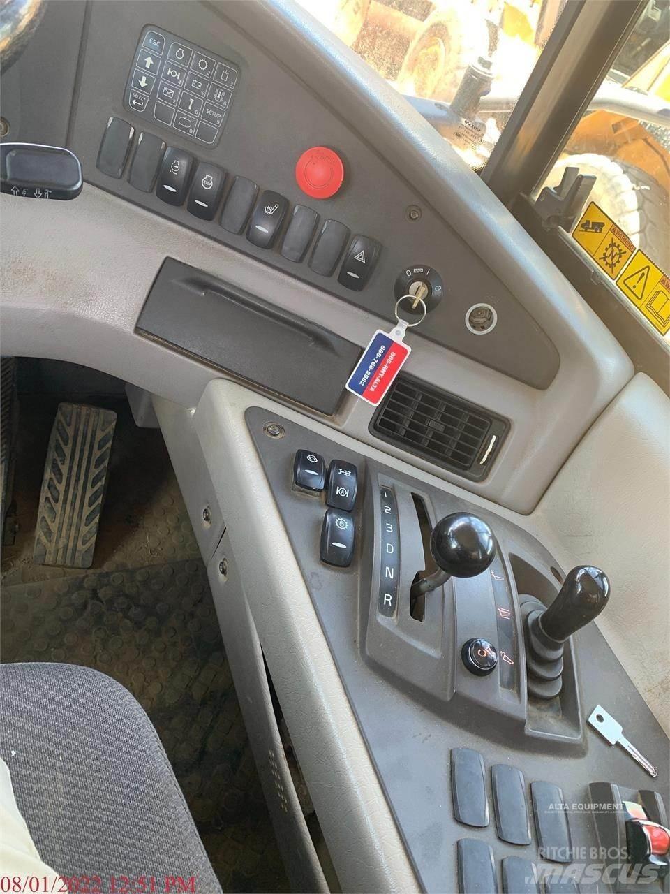 Volvo A30G Artikulētie pašizgāzēji