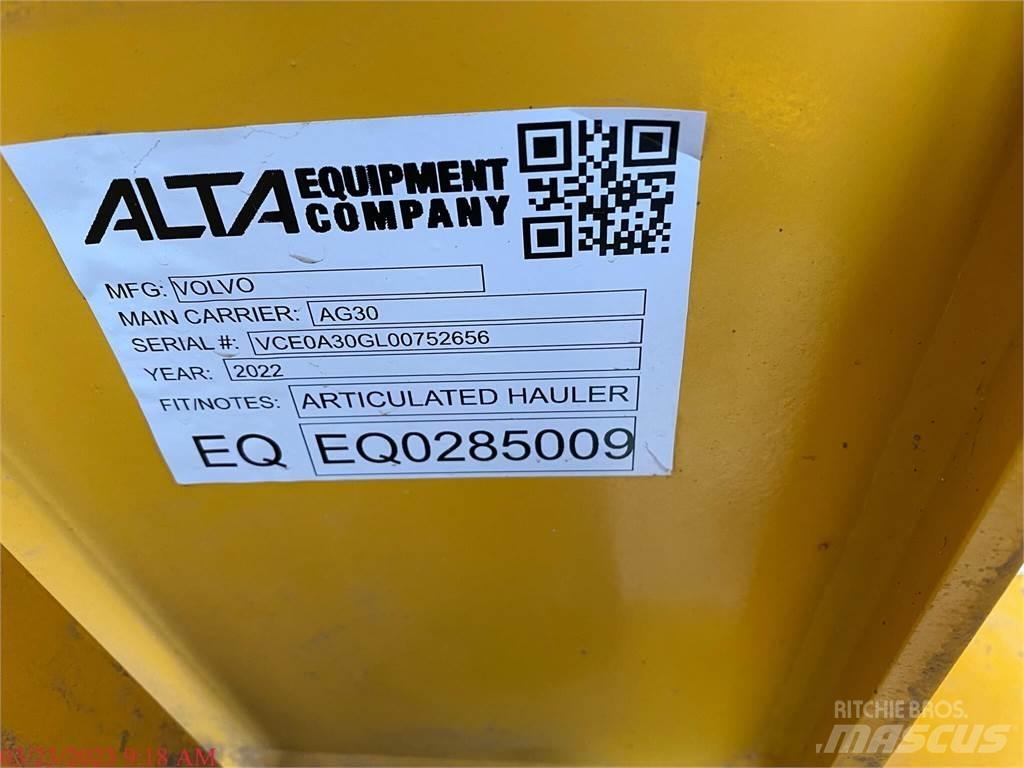Volvo A30G Ūdens mašīnas