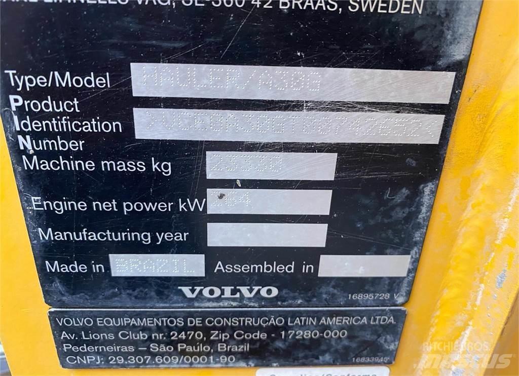 Volvo A30G Artikulētie pašizgāzēji