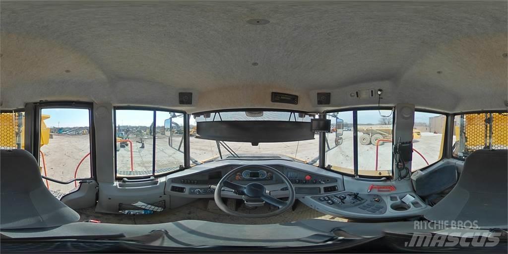 Volvo A40G Artikulētie pašizgāzēji