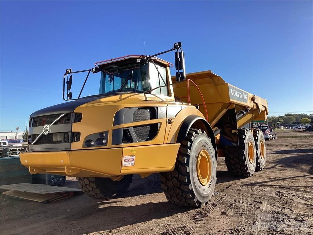 Volvo A40G Artikulētie pašizgāzēji