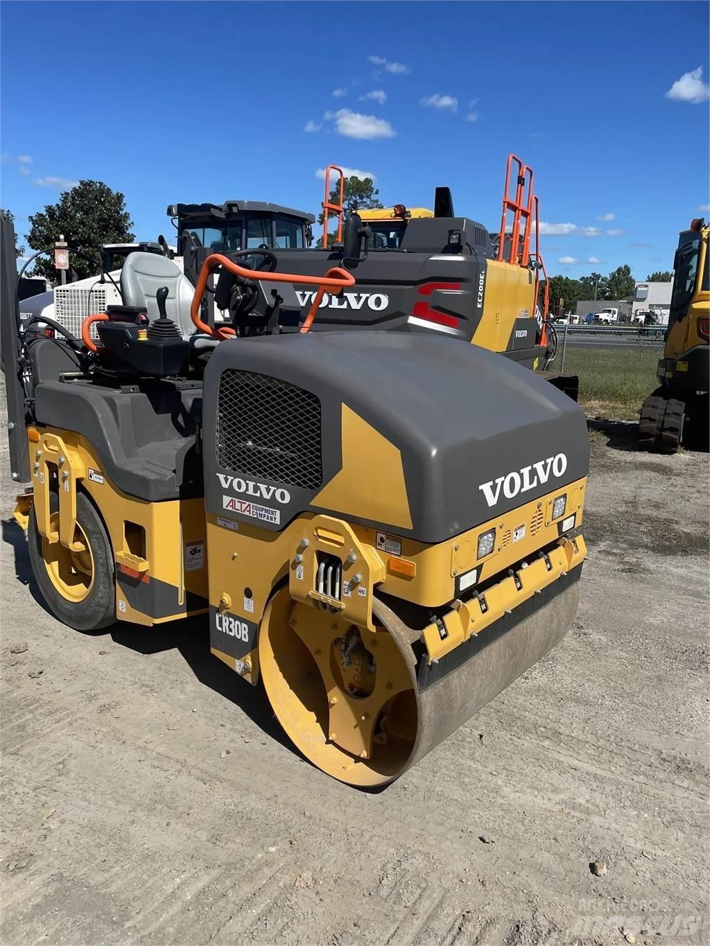 Volvo CR30B Kombinētie veltņi