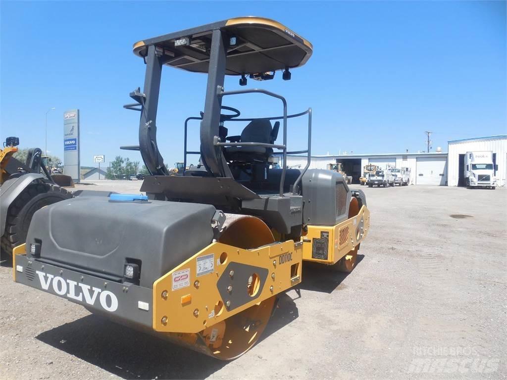 Volvo DD110C Divvalču grunts veltņi