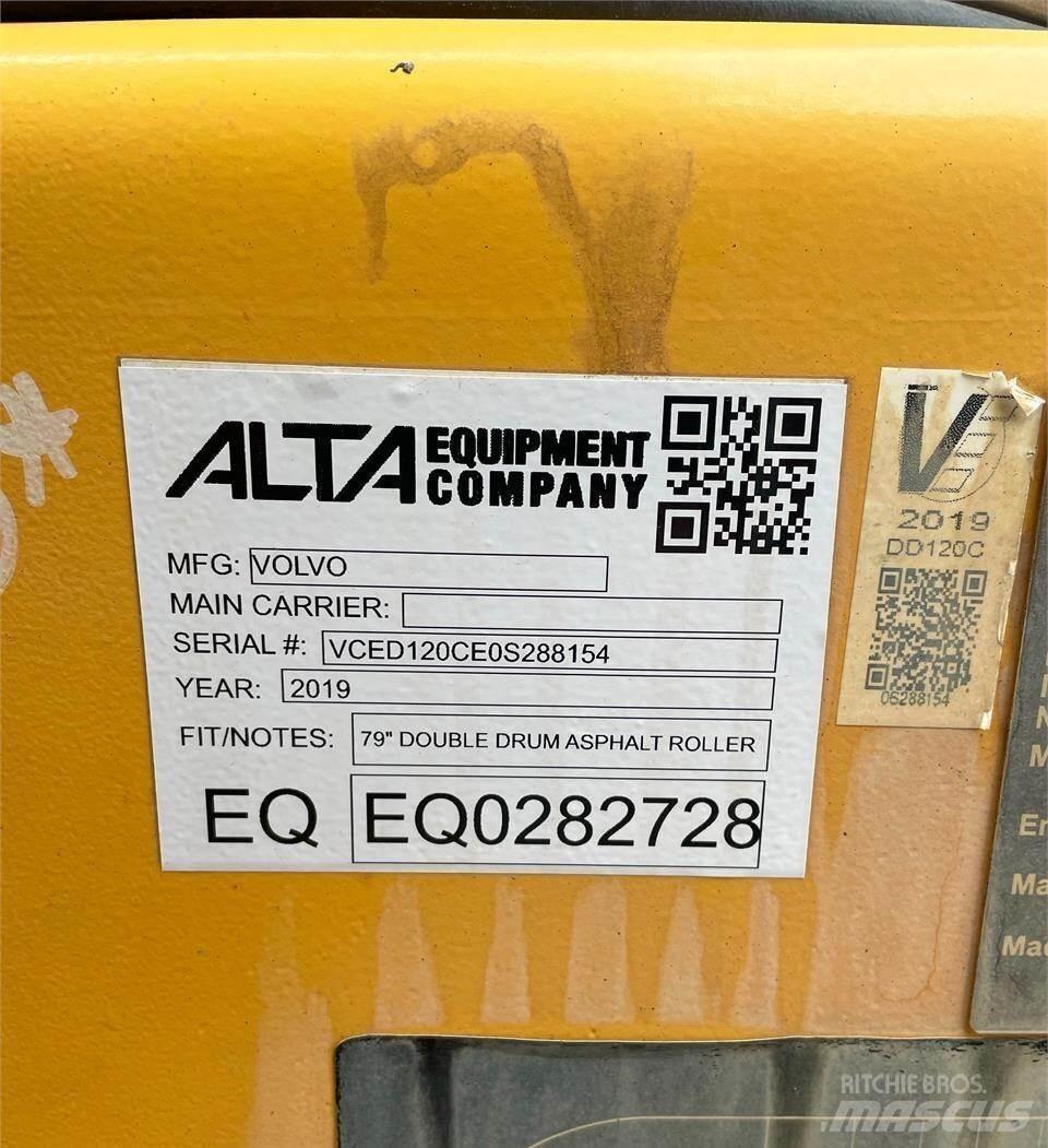 Volvo DD120C Divvalču grunts veltņi