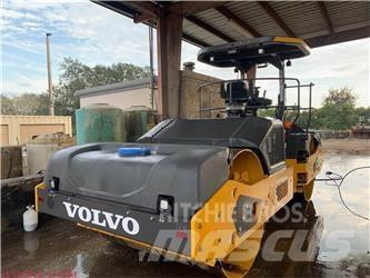 Volvo DD128C Divvalču grunts veltņi