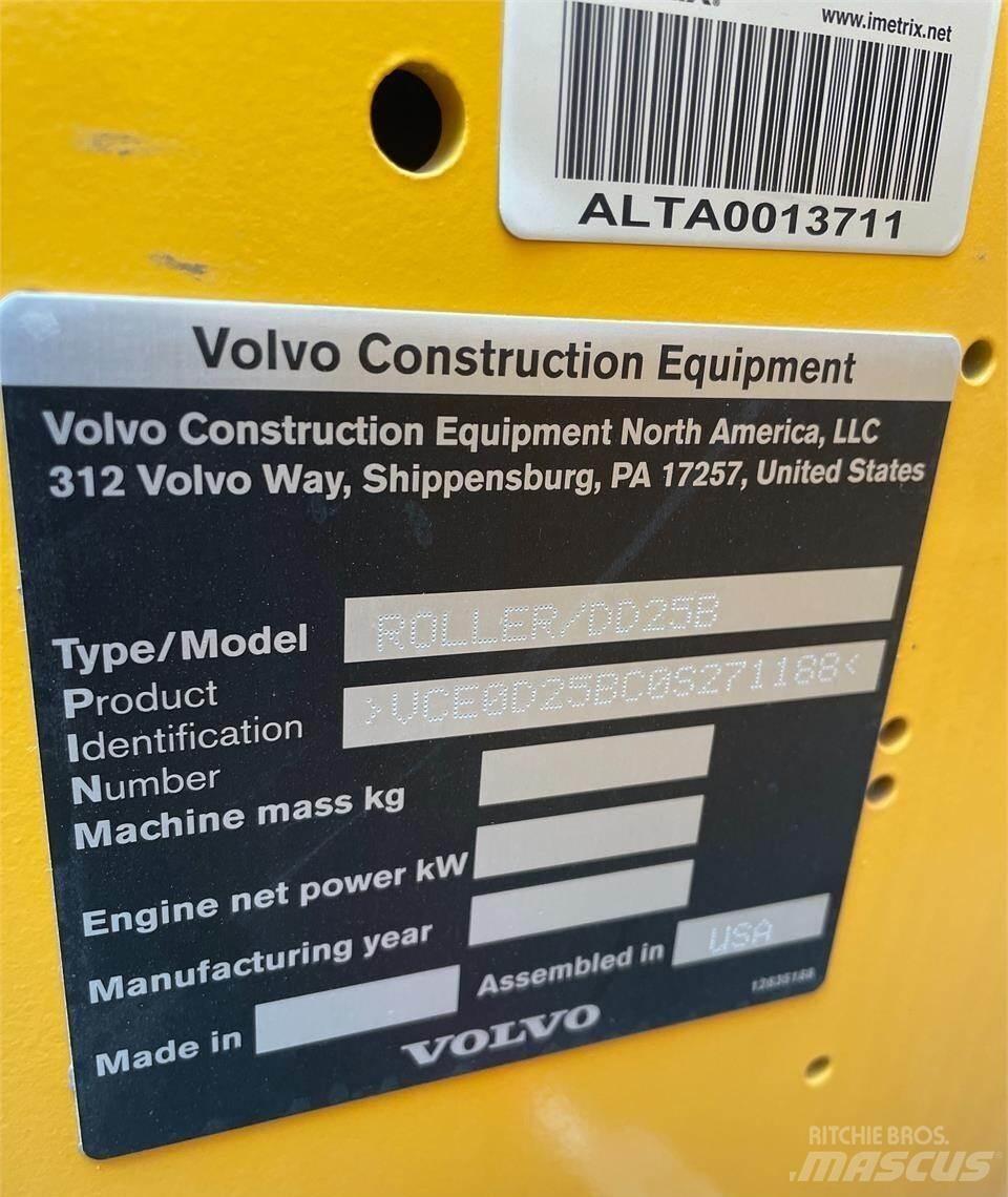 Volvo DD25B Divvalču grunts veltņi