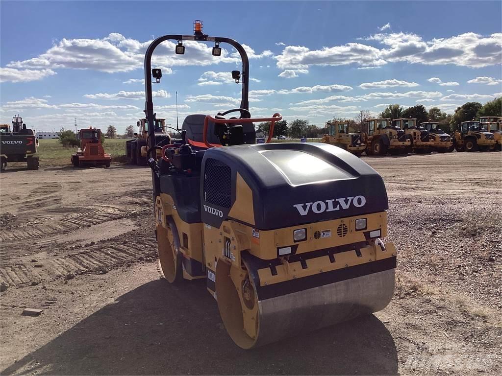 Volvo DD30B Divvalču grunts veltņi