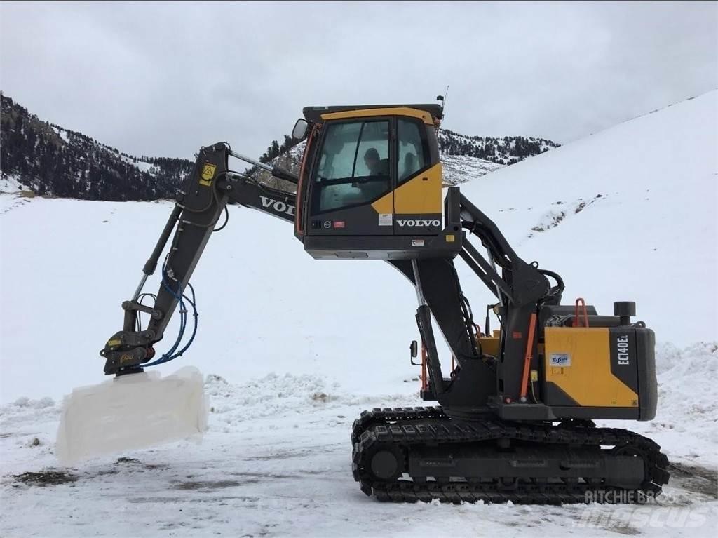 Volvo EC140EL Kāpurķēžu ekskavatori