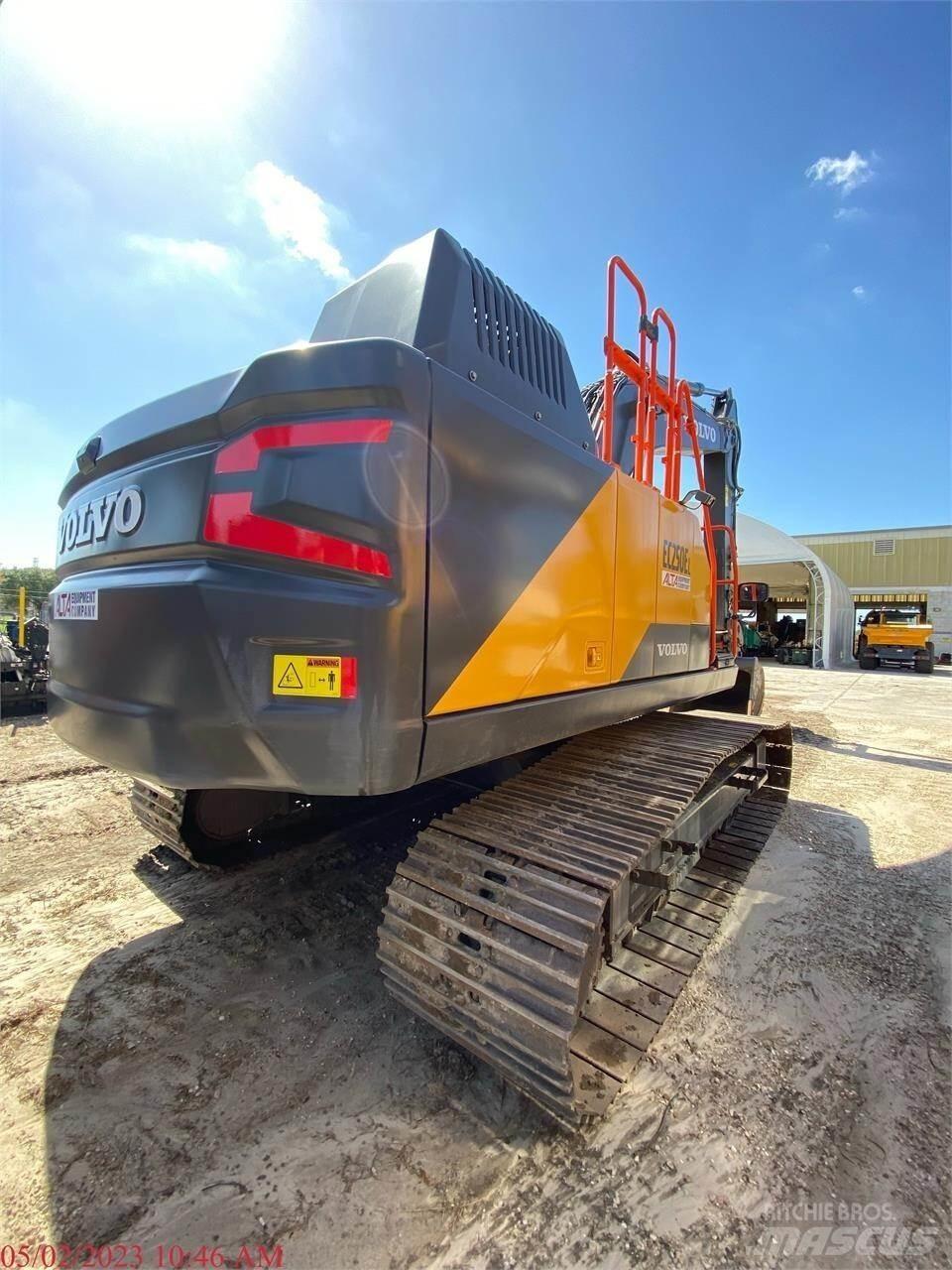 Volvo EC250EL Kāpurķēžu ekskavatori