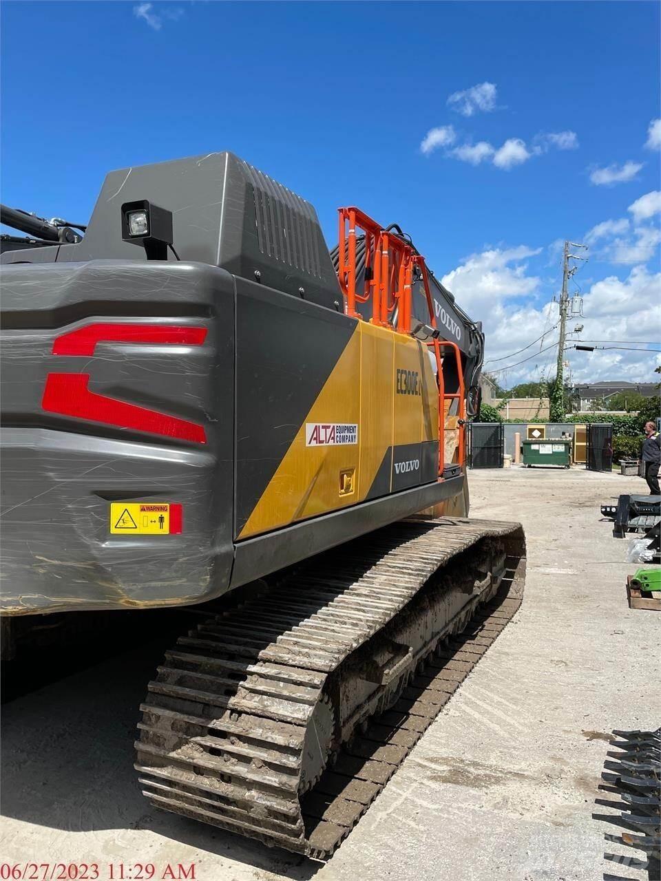Volvo EC300EL Kāpurķēžu ekskavatori
