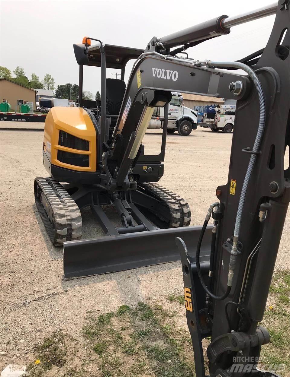 Volvo EC35D Mini ekskavatori < 7 t