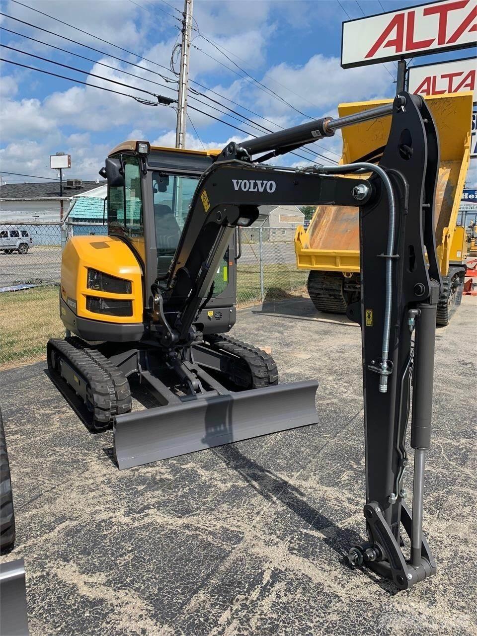 Volvo EC35D Mini ekskavatori < 7 t