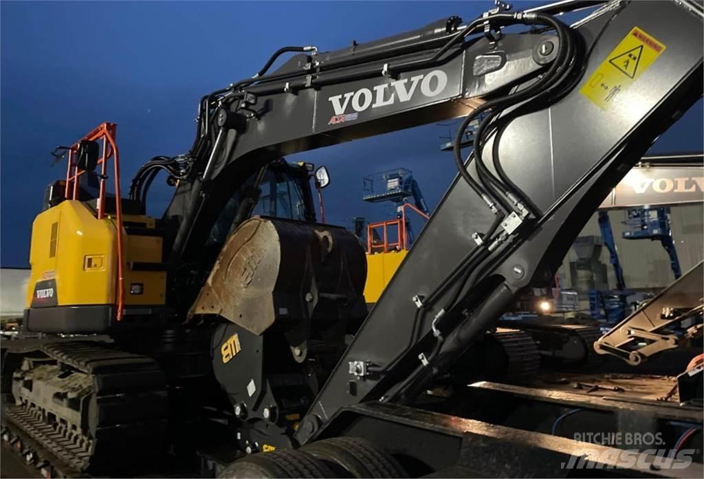 Volvo ECR145EL Kāpurķēžu ekskavatori