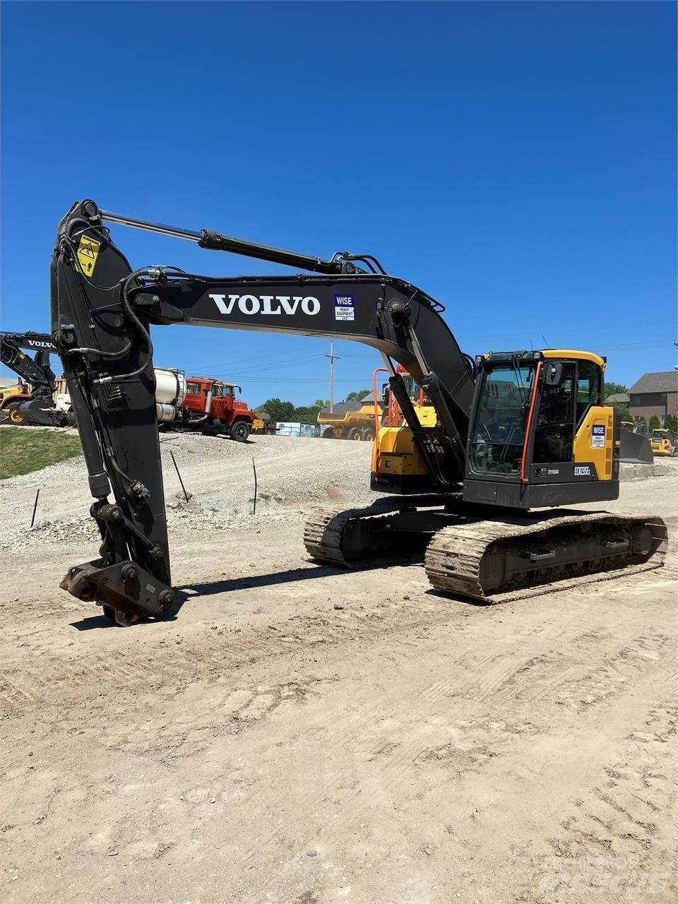 Volvo ECR235EL Kāpurķēžu ekskavatori