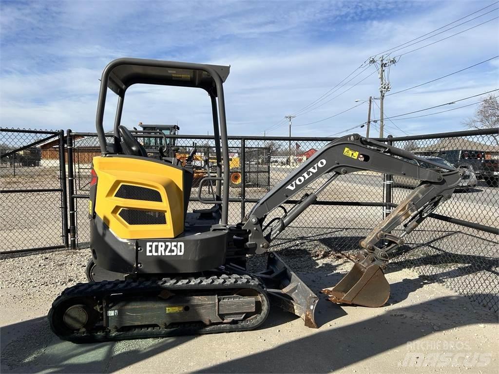 Volvo ECR25D Mini ekskavatori < 7 t
