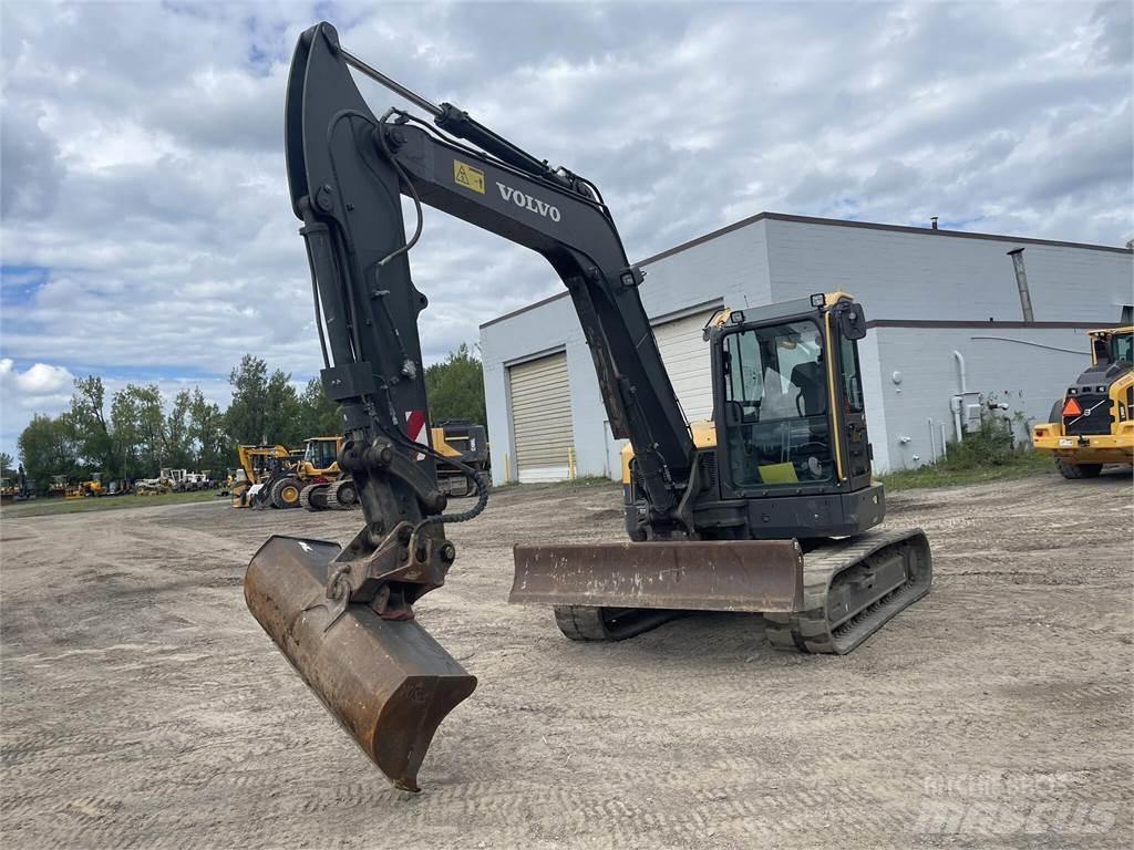 Volvo ECR88D Kāpurķēžu ekskavatori