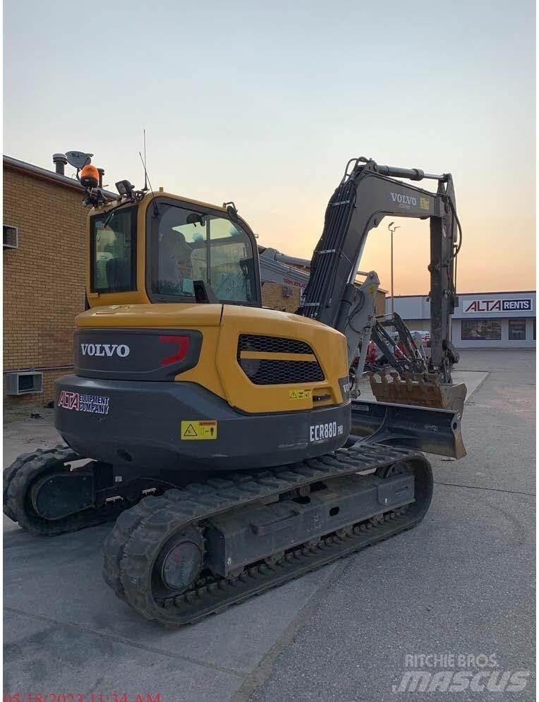 Volvo ECR88D Kāpurķēžu ekskavatori