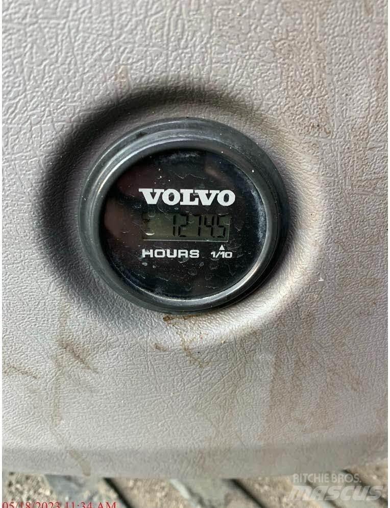 Volvo ECR88D Kāpurķēžu ekskavatori