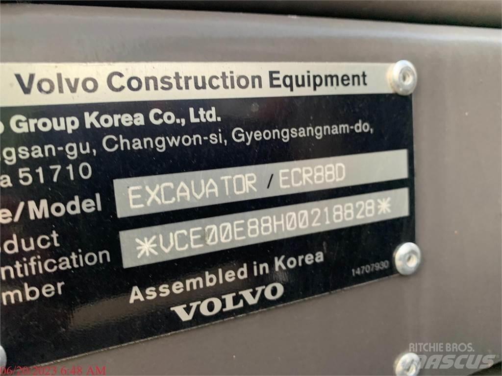 Volvo ECR88D Kāpurķēžu ekskavatori