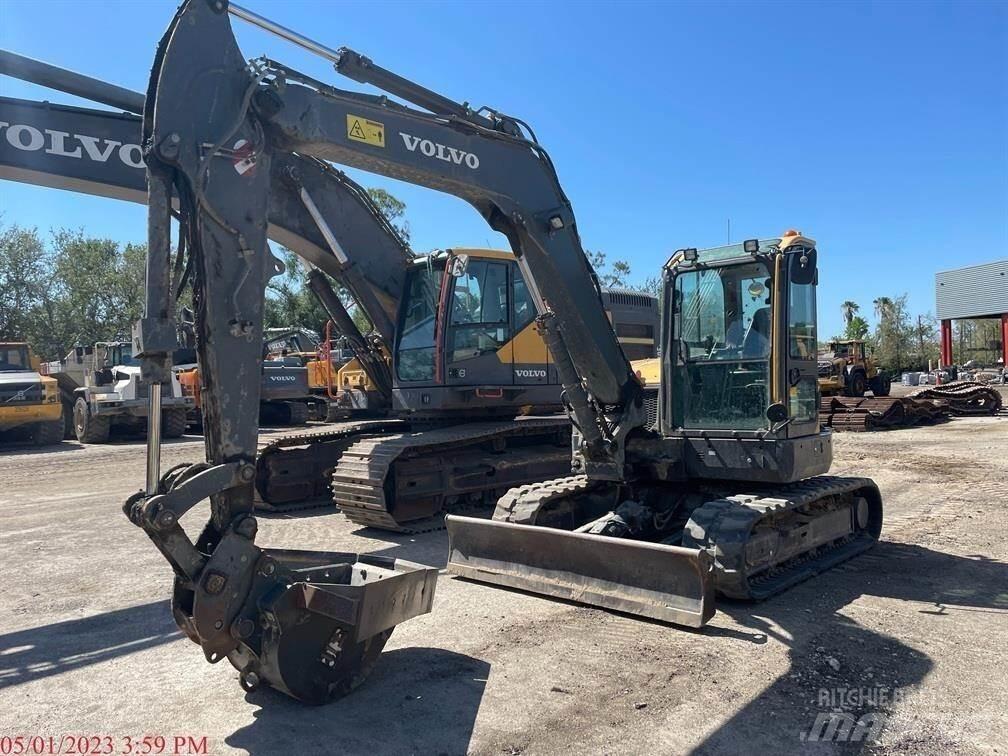 Volvo ECR88D Kāpurķēžu ekskavatori