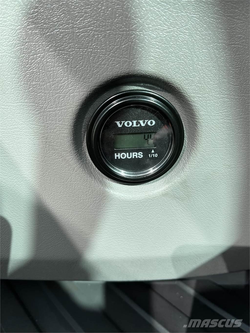 Volvo ECR88D Kāpurķēžu ekskavatori