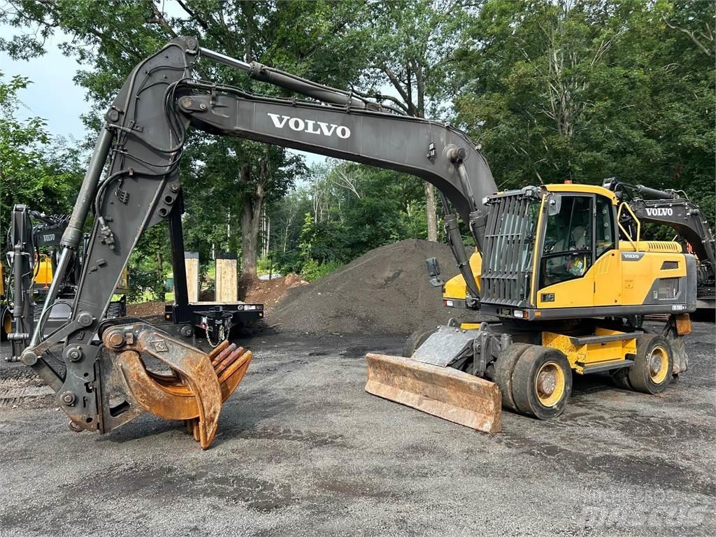 Volvo EW210D Ekskavatori uz riteņiem